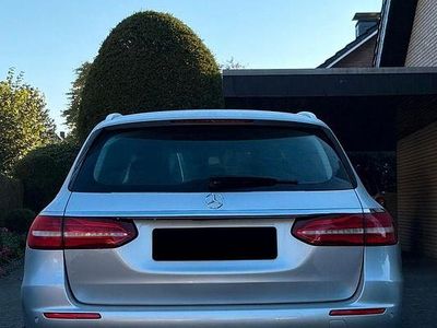 Mercedes E220