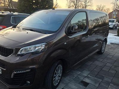 Braun Gebraucht 2020 Peugeot Traveller Active Van / Kleinbus | 25.999 € (Fairer Preis)