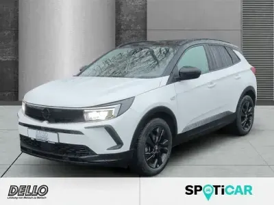 Gebraucht Opel Grandland X GS Line 131 PS (96 kW) 2022 Jade weiss/arktis weiss SUV