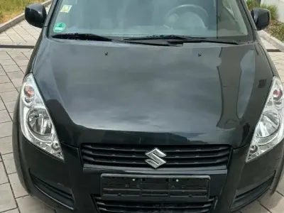 Gebraucht Suzuki Swift 90 PS (66 kW) 2010 Schwarz Kleinwagen