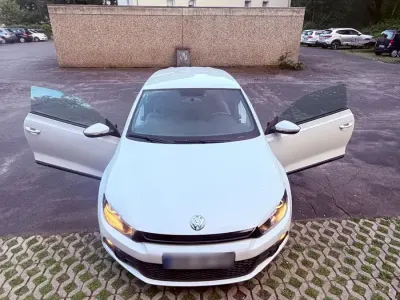 Gebraucht VW Scirocco 160 PS (117 kW) 2009 Weiß Coupé