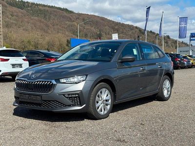 Gebraucht Skoda Scala Selection 150 PS (110 kW) 2024 Grau Kleinwagen