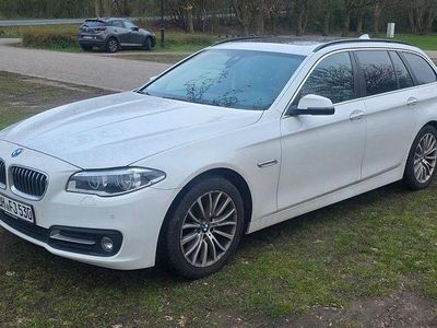 Gebraucht BMW 530 258 PS (189 kW) 2016 Weiß Kombi