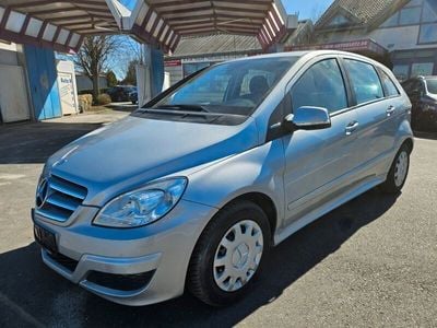 Mercedes B180