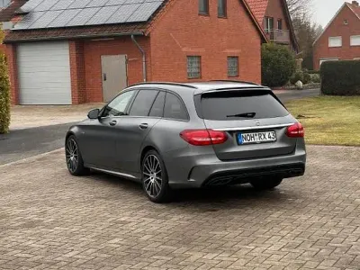 Gebraucht Mercedes C43 AMG AMG 367 PS (269 kW) 2017 Grau Limousine