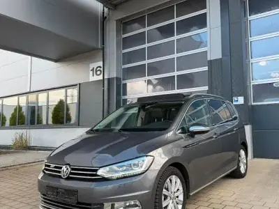 Gebraucht VW Touran Highline 150 PS (110 kW) 2015 Grau Van / Kleinbus