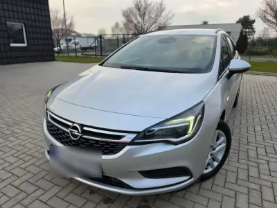 Gebraucht Opel Astra 110 PS (80 kW) 2019 Silber Kombi
