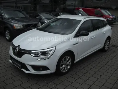 Gebraucht Renault Mégane IV LIMITED 116 PS (85 kW) 2019 Weiß Limousine