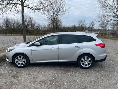 Second-hand Ford Focus 175 CP (128 kW) 2015 Argintiu Break