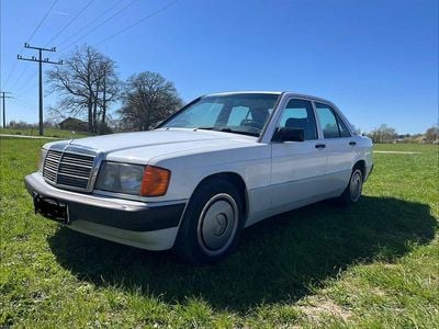 Second-hand Mercedes 190 109 CP (80 kW) 1993 Alb Berlinǎ