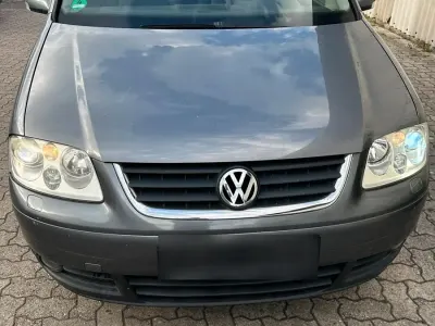 Gebraucht VW Touran 140 PS (102 kW) 2004 Grau Van / Kleinbus