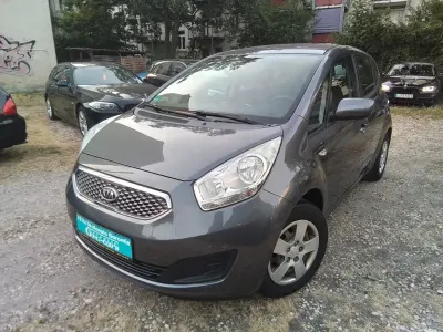 Gebraucht Kia Venga Vision 90 PS (66 kW) 2012 Grau Kleinwagen
