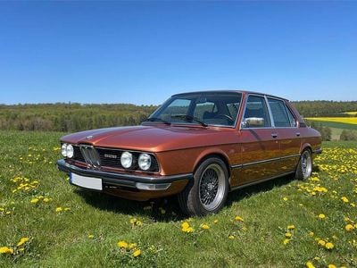 Second-hand BMW 528 231 CP (169 kW) 1977 Maro Berlinǎ