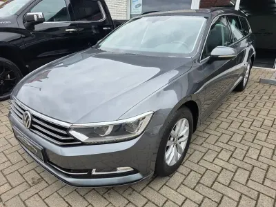 Używany VW Passat Comfortline 150 KM (110 kW) 2017 Szary Kombi