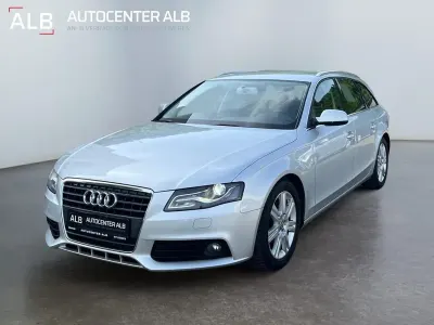Gebraucht Audi A4 Attraction 120 PS (88 kW) 2012 Eissilber Kombi
