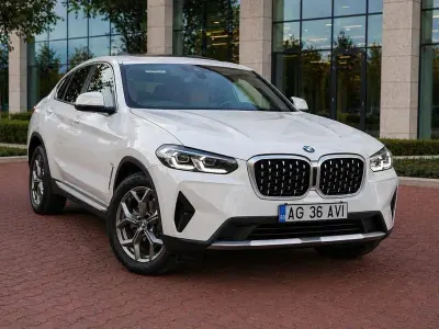 Gebraucht BMW X4 Performance 245 PS (180 kW) 2023 Weiß SUV