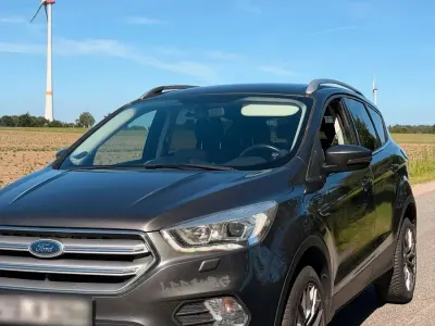 Gebraucht Ford Kuga Cool & Connect 150 PS (110 kW) 2018 Silber SUV