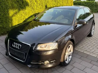 Gebraucht Audi A3 Ambition 105 PS (77 kW) 2011 Schwarz Kleinwagen