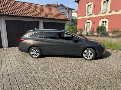Używany Opel Astra Innovation 150 KM (110 kW) 2016 Szary Kombi