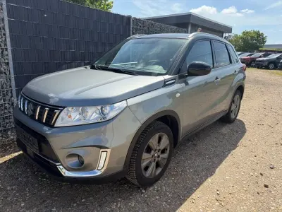 Gebraucht Suzuki Vitara 140 PS (102 kW) 2019 Silber SUV