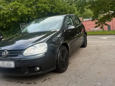 Gebraucht VW Golf V 84 PS (61 kW) 2007 Schwarz Kleinwagen