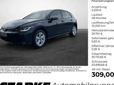 Neu VW Golf VIII Life 150 PS (110 kW) 2026 Grau (uranograu) Limousine