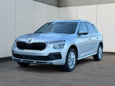 Neu Skoda Kamiq Selection 116 PS (85 kW) 2025 Brillantsilber metallic SUV