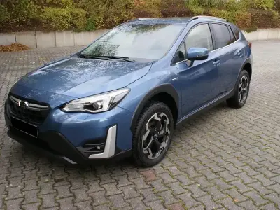 Käytetty Subaru XV Comfort 150 HP (110 kW) 2023 Sininen Katumaasturi