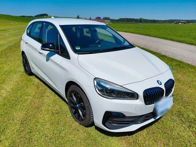 Gebraucht BMW 225 Active Tourer iPerformance 224 PS (164 kW) 2019 Weiß Van / Kleinbus