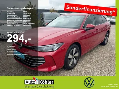 Gebraucht VW Passat Elegance 150 PS (110 kW) 2025 Chilirot Kombi