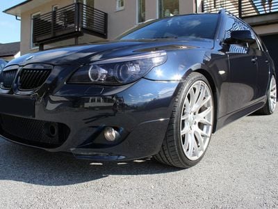 Gebraucht BMW 530 M Sport 235 PS (172 kW) 2008 Schwarz metallic Kombi