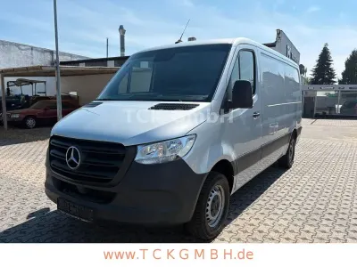Gebraucht Mercedes Sprinter 150 PS (110 kW) 2022 Silber Van