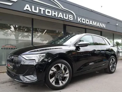Gebraucht Audi e-tron S-Line 300 kW (408 PS) 2023 Brillantschwarz SUV