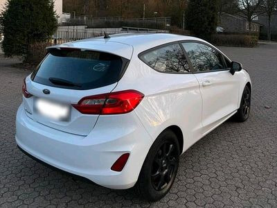 Gebraucht Ford Fiesta 70 PS (51 kW) 2019 Weiß Kleinwagen