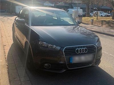 Usata Audi A1 122 CV (89 kW) 2011 Marrone Utilitaria