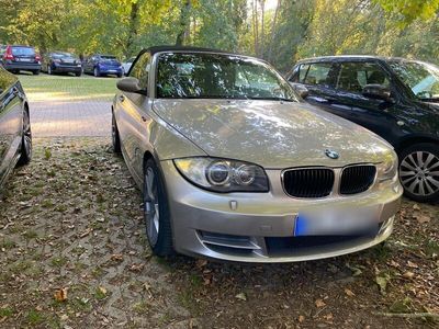 gebraucht BMW 120 Cabriolet d EZ:06/2008 273000km scheckh.v.Extras siehe Bilder