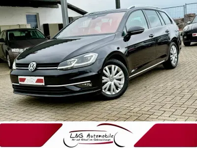 Gebraucht VW Golf VII Highline 150 PS (110 kW) 2020 Schwarz Kombi