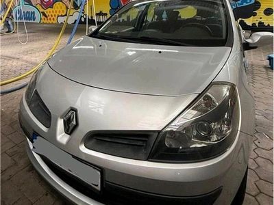 Gebraucht Renault Clio III 75 PS (55 kW) 2006 Grau Kleinwagen