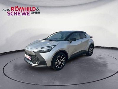 Neu Toyota C-HR 99 PS (72 kW) 2025 Silber SUV