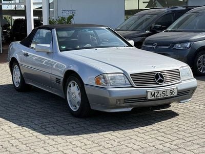 Second-hand Mercedes SL320 231 CP (169 kW) 1994 Argintiu Cabrio
