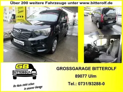 Second-hand Opel Combo Life Elegance 131 CP (96 kW) 2023 Negru Monovolum