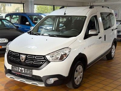 Weiß Gebraucht 2021 Dacia Dokker Stepway Van / Kleinbus | 16.890 € (Superpreis)