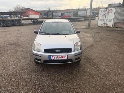 Gebraucht Ford Fusion Ambiente 75 PS (55 kW) 2005 Silber Van / Kleinbus
