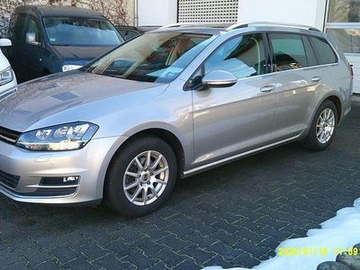 Grau Gebraucht 2016 VW Golf VII Highline Kombi | 14.990 € (Etwas zu teuer)