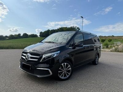 Mercedes V300