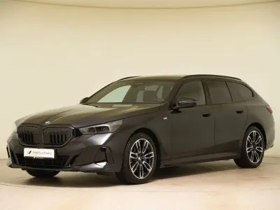 Gebraucht BMW 540 M Sport 286 PS (210 kW) 2025 Schwarz Kombi