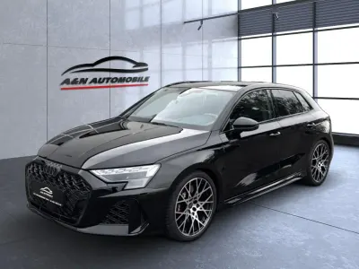 Gebraucht Audi RS3 Sport 400 PS (294 kW) 2024 Schwarz Limousine