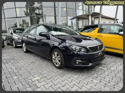 Gebraucht Peugeot 308 SW Active 131 PS (96 kW) 2020 Encreblau oder dark blue (metallic) Kombi
