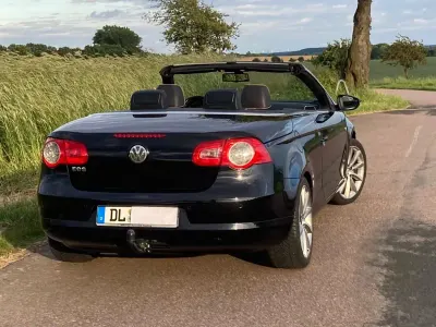 Gebraucht VW Eos Individual 140 PS (102 kW) 2008 Schwarz Cabrio