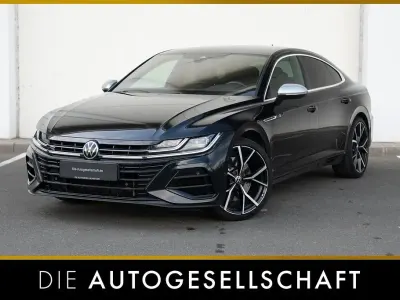 Gebraucht VW Arteon R 320 PS (235 kW) 2021 Deep black perleffekt Limousine